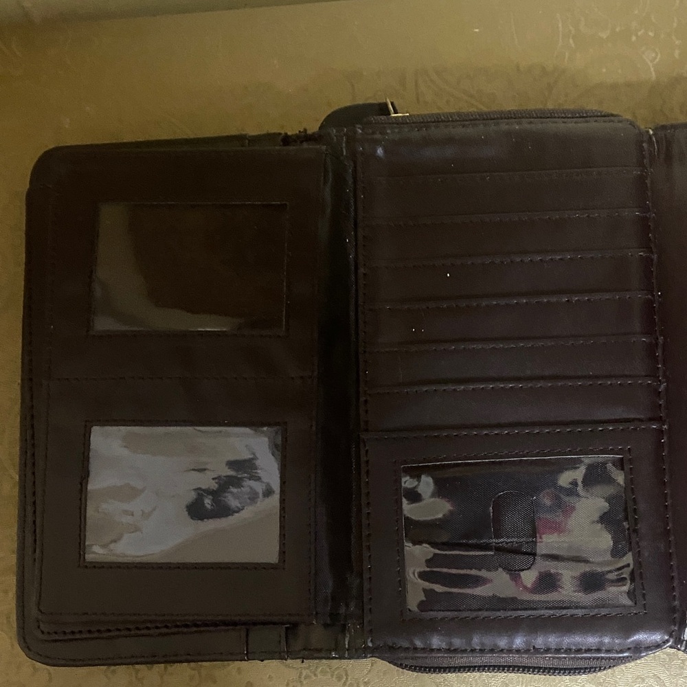 LargeStriped Multicolor Wallet - Picture 6 of 7